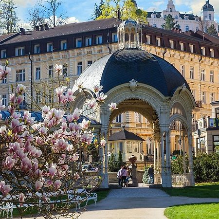 Krivan Hotel Karlovy Vary Kültér fotó