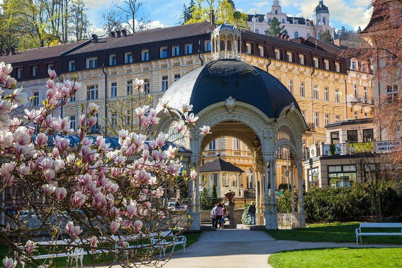 Krivan Hotel Karlovy Vary Kültér fotó