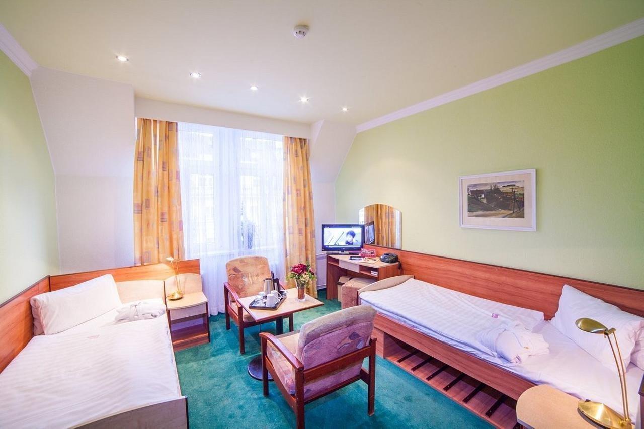 Krivan Hotel Karlovy Vary Kültér fotó